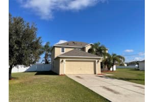 343 Columbo St Winter Haven, FL 33880 Sold 04/27/23