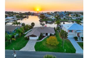 4533 Gulfstream Dr