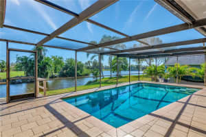 6733 GREENBRIER DRIVE, SEMINOLE, FL 33777 Sold 04/17/23