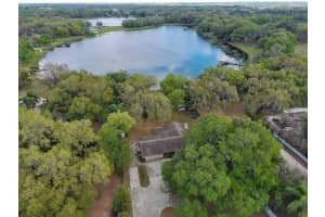 525 Gornto Lake Rd