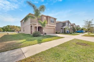 205 Cascade Bend Dr Ruskin, FL 33570 Sold 06/23/23