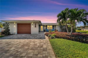 6841 ROXBURY DRIVE, SARASOTA, FL 34231 Sold 05/05/23
