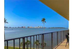 100 OAKMONT LANE, BELLEAIR, FL 33756 Sold 04/11/23