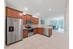 5346 SYLVESTER LOOP, TAMPA, FL 33610 Sold 04/27/23