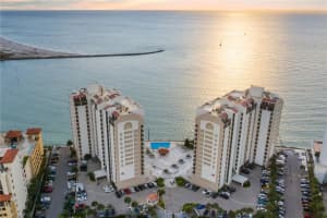 450 S GULFVIEW BOULEVARD, CLEARWATER BEACH, FL 33767 Sold 05/05/23