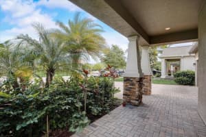 10221 Count Fleet Dr, Ruskin, FL 33573, Sold 05/05/23