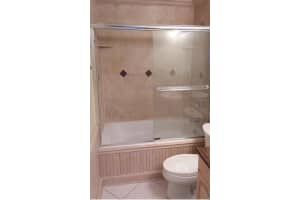 9113 HILLSBOROUGH AVENUE, TAMPA, FL 33615 Sold 04/04/23