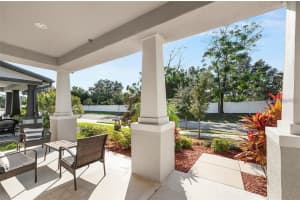 724 KINGSFIELD RESERVE AVENUE, BRANDON, FL 33511 Sold 05/09/23
