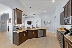 724 KINGSFIELD RESERVE AVENUE, BRANDON, FL 33511 Sold 05/09/23