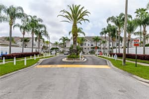641 KENSINGTON LAKE CIRCLE, BRANDON, FL 33511 Sold 05/12/23