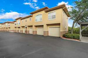 4327 Bayside Village Dr, Tampa, FL 33615, Sold 05/02/23