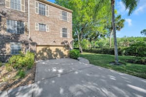 4051 Daventry Ln, Palm Harbor, FL 34685, Sold 04/06/23