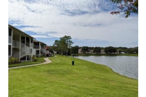 209 Lake Brook Cir, Brandon, FL 33511, Sold 05/08/23