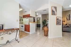 8722 Mallard Reserve Dr, Tampa, FL 33614, Sold 04/17/23
