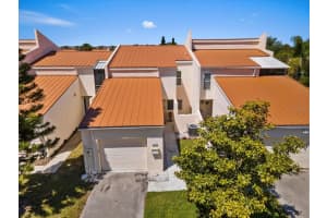 4354 OUTRIGGER LANE, TAMPA, FL 33615 Sold 06/08/23