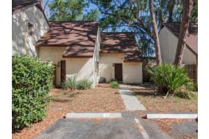 5602 Ashley Oaks Dr, Tampa, FL 33617, Sold 05/23/23