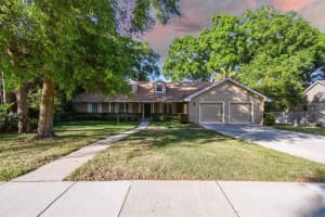 1911 Lost Pine Ln, Apopka, FL 32712, Sold 04/28/23