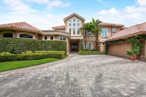 7347 Sawgrass Point Dr, Pinellas Park, FL 33782, Sold 04/28/23