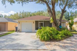 10318 Summerview Cir, Riverview, FL 33578, Sold 05/12/23