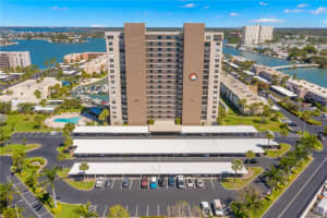 7300 Sun Island Dr S, South Pasadena, FL 33707, Sold 05/12/23