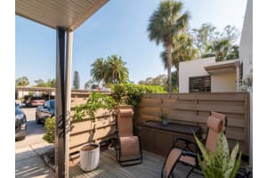 653 WOODLAWN DRIVE, BRADENTON, FL 34210 Sold 05/18/23