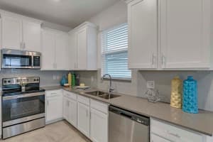 897 LAUREL VIEW WAY, GROVELAND, FL 34736 Sold 06/22/23