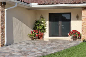3905 Doral Dr, Tampa, FL 33634, Sold 05/17/23