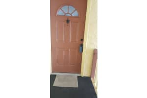 7608 CAMARINA CALLE #1, TAMPA, FL 33615 Sold 10/04/23