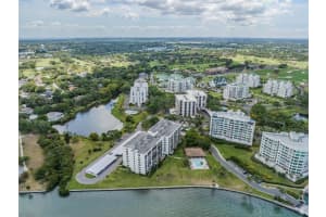 100 OAKMONT LANE, BELLEAIR, FL 33756 Sold 10/27/23