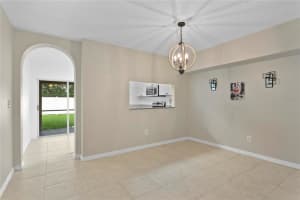 547 Kensington Lake Cir, Brandon, FL 33511, Sold 05/19/23