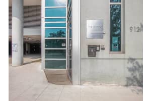 111 S 12th St, Tampa, FL 33602, Sold 04/28/23