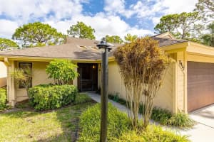 7912 PINEGLEN COURT, SARASOTA, FL 34238 Sold 02/29/24