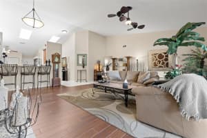 7912 PINEGLEN COURT, SARASOTA, FL 34238 Sold 02/29/24