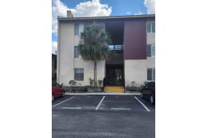 3814 LAKE DRIVE, TAMPA, FL 33614 Sold 06/28/23