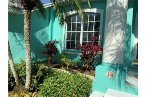 808 GREENVIEW DRIVE, APOLLO BEACH, FL 33572 Sold 09/15/23