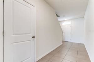 10217 Geese Trail Circle, Sun City Center, Florida 33573