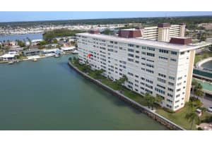 4750 COVE CIRCLE, ST PETERSBURG, FL 33708 Sold 07/10/23