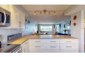 4750 COVE CIRCLE, ST PETERSBURG, FL 33708 Sold 07/10/23