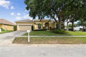 113 VIOLA DRIVE, AUBURNDALE, FL 33823 Sold 06/05/23