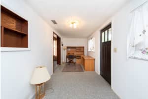 1223 36th Ave NE, St. Petersburg, FL 33704, Sold 05/05/23