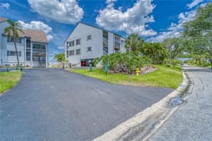 810 BAHIA DEL SOL DRIVE, RUSKIN, FL 33570 Sold 07/14/23