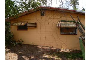 3695 SEAROBIN DRIVE, ST PETERSBURG, FL 33705 Sold 05/15/24