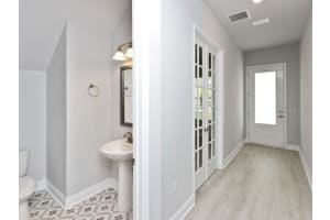 204 BEVERLY AVENUE, TAMPA, FL 33609 Sold 08/23/23