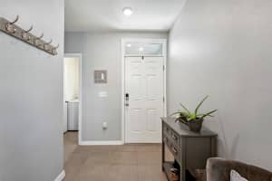 10905 TRAILING VINE DRIVE, TAMPA, FL 33610 Sold 05/31/23