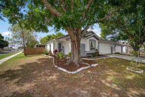 401 SAND RIDGE DRIVE, VALRICO, FL 33594 Sold 09/15/23