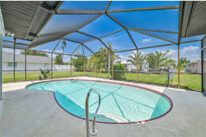 129 14th Court, Cape Coral, Florida 33990
