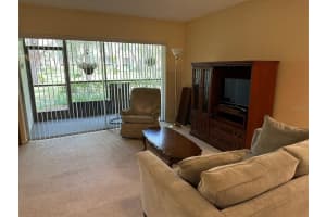 14107 Mossy Glen Ln, Tampa, FL 33613, Sold 05/26/23