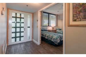 1085 GULF OF MEXICO DRIVE, LONGBOAT KEY, FL 34228 Sold 08/25/23