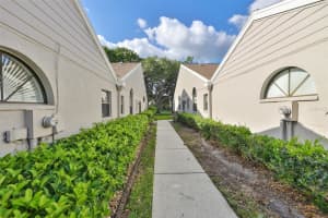 5580 SALEM SQUARE DRIVE, PALM HARBOR, FL 34685 Sold 06/20/23