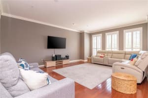 8703 SUNRISE JIB WAY, TAMPA, FL 33615 Sold 09/29/23